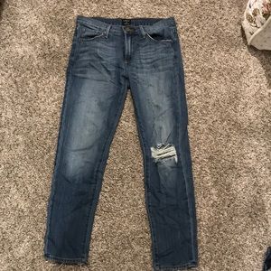 Women’s jeans